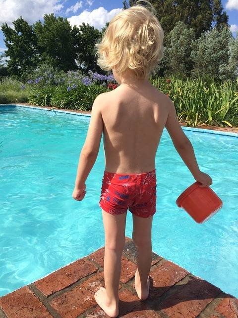 Comment chauffer sa piscine et économiser de l'énergie ?