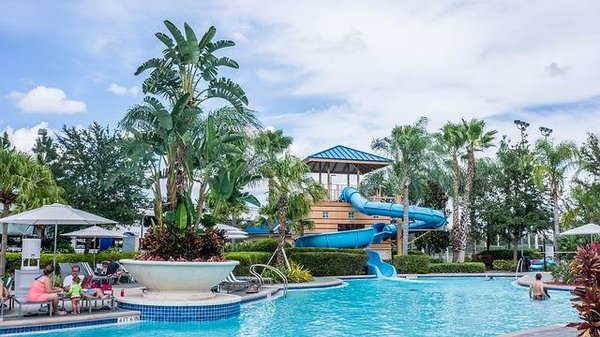 Les différents lieux et conditions de travail d'un professionnel de la piscine